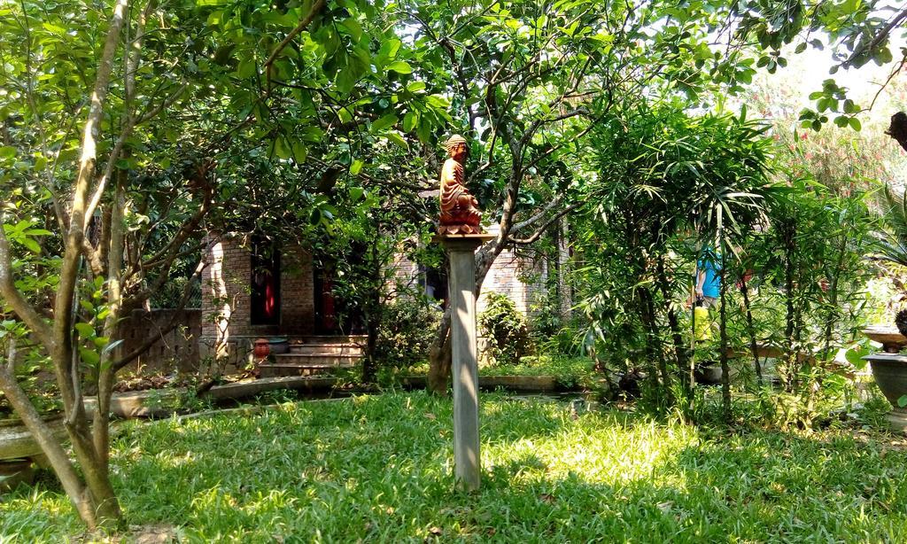 Tam Tinh Vien Homestay Hue Exteriör bild