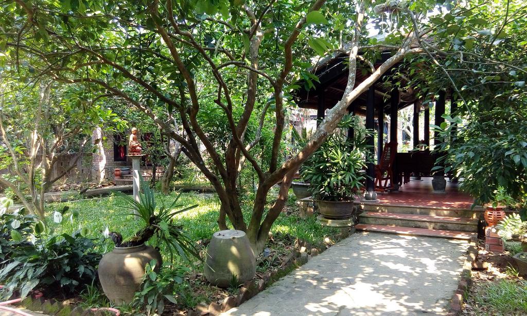 Tam Tinh Vien Homestay Hue Exteriör bild